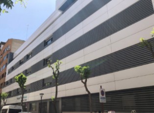 Fachada del Hospital Quirónsalud Santa Cristina