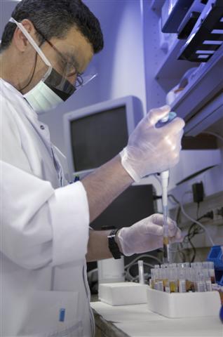 laboratorio adj