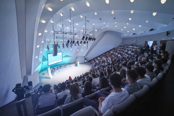 Una imagen del auditorio durante el evento