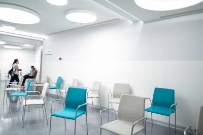 Sala de espera Centro Médico Quirónsalud Tenerife (4)