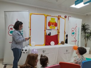 Cuentacuentos organizado por el Dia del libro en Quirónsalud Toledo