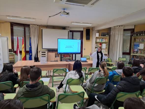 taller salud mental Stay Healthy Fundacion Quirónsalud IES Carlos III Toledo