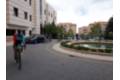 Participantes Reto Pedaleando por la Inclusión llegando Hospital Quirónsalud Toledo