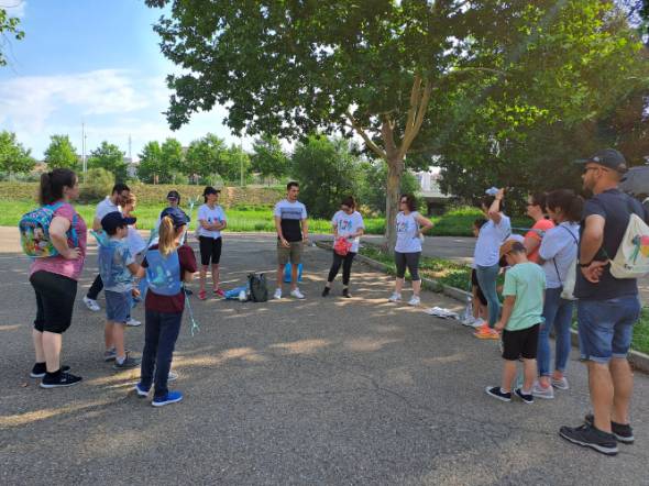 actividad voluntariado Quirónsalud Toledo contra la basuraleza