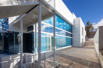 Centro de Diagnóstico Quirónsalud Virgilio - Fachada lateral